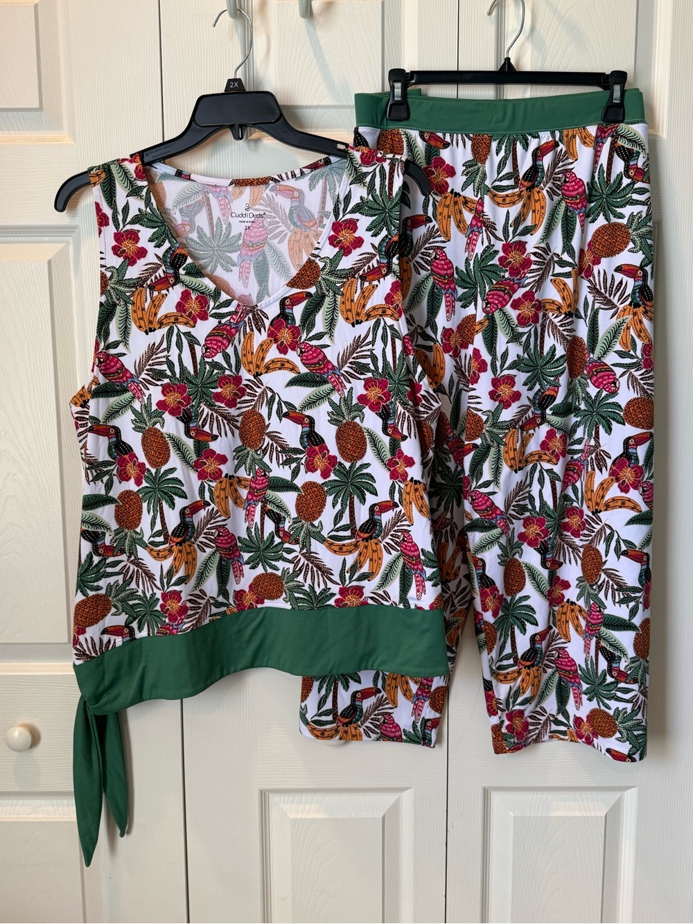 # Cuddl Duds 2X Tropical Print Two-Piece Lounge Set